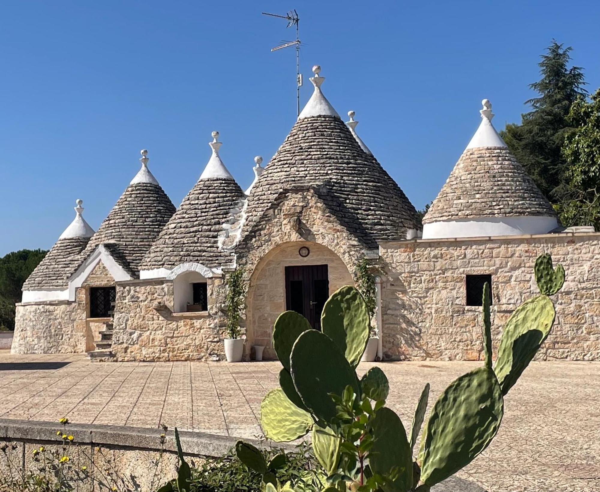 Trulli Del Sole Villa Martina Franca Ngoại thất bức ảnh