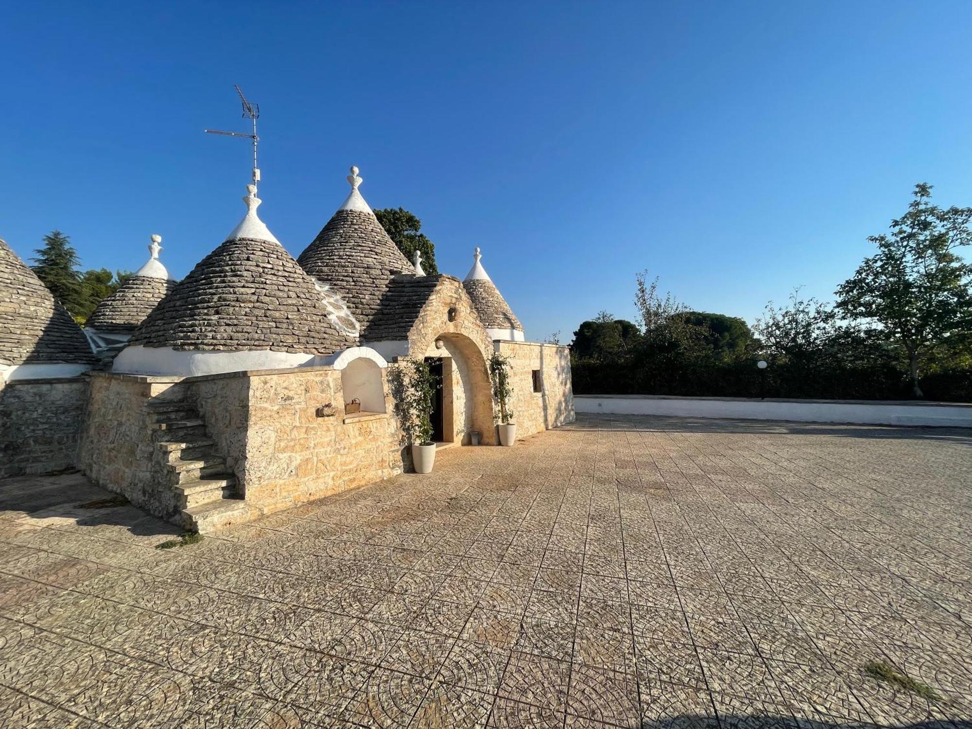 Trulli Del Sole Villa Martina Franca Ngoại thất bức ảnh